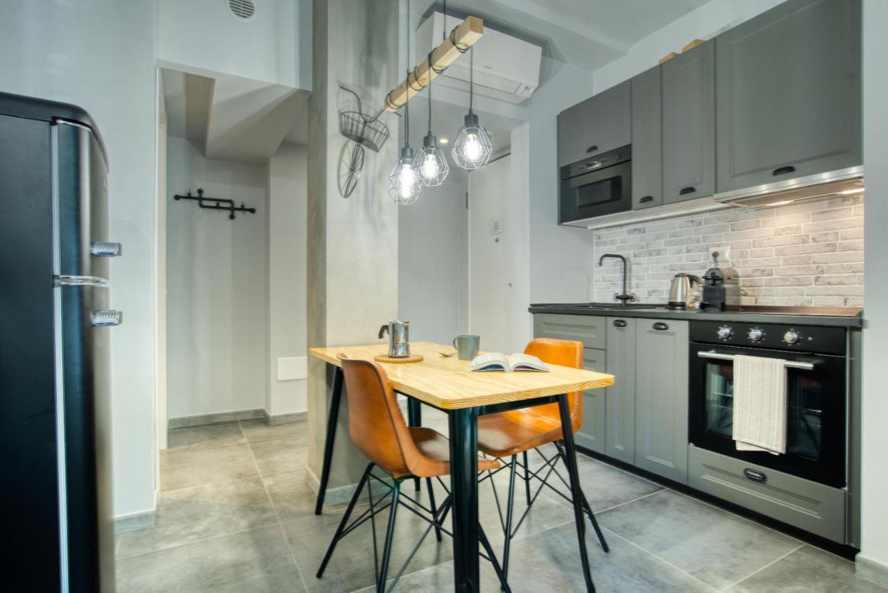 Ferienwohnung Italianflat - L'Angolo Dei Navigli Mailand Exterior foto